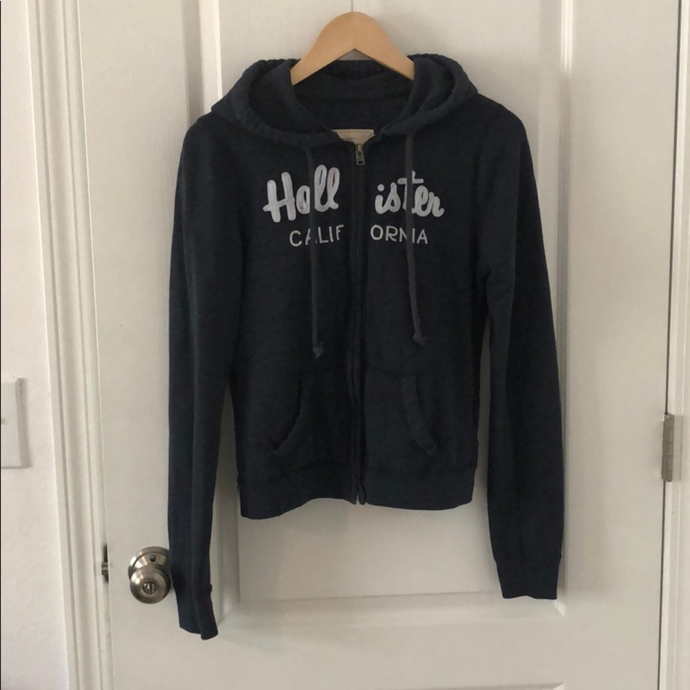 Hollister sweater